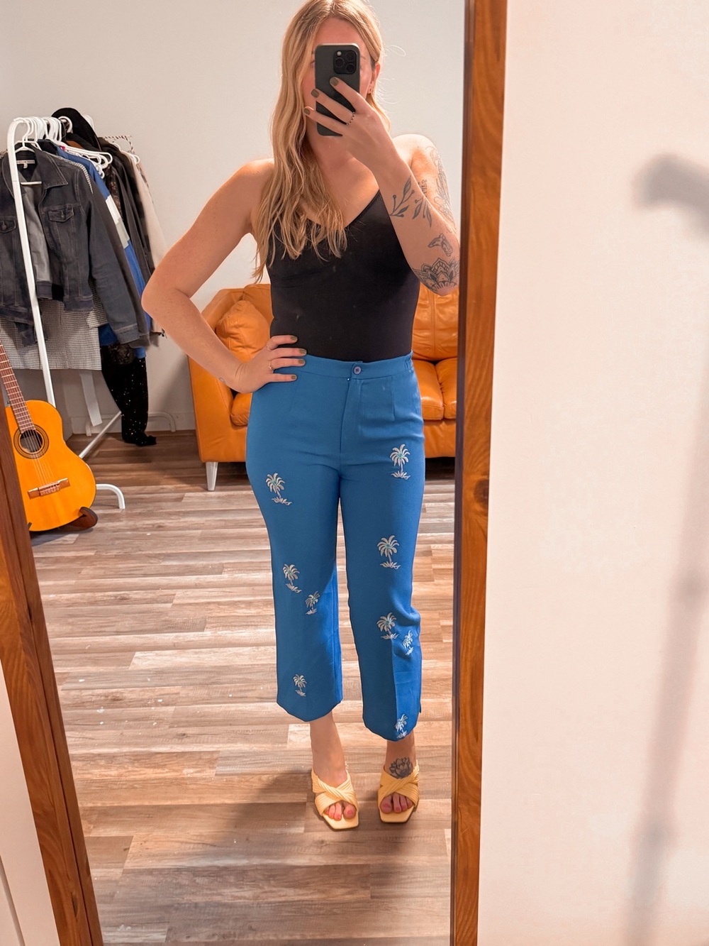 Vintage Blue Palm Print Cropped Pants